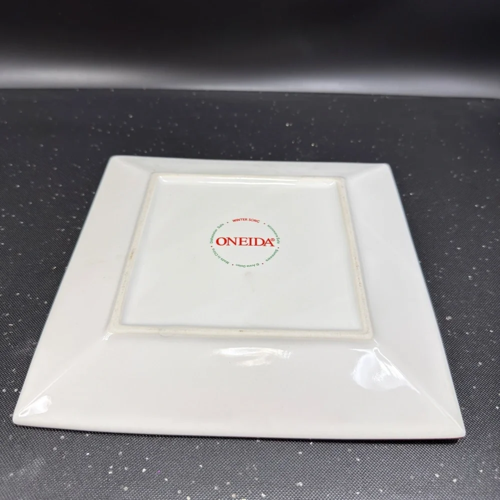 Oneida Winter Song Stoneware Dishes Plates Set 4 Anne Dolan Christmas‎ 8in NEW
